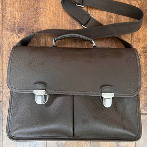 Men's Louis Vuitton Taiga Leather Briefcase in Brown